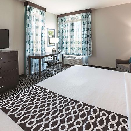 La Quinta By Wyndham Terre Haute Bagian luar foto